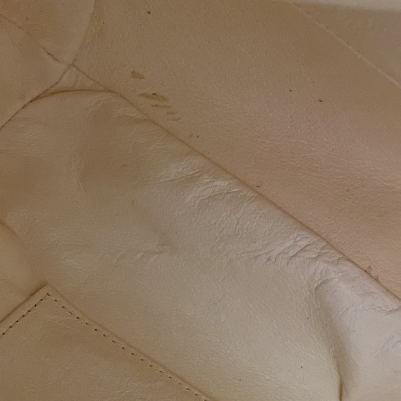 Dooney & Bourke Florentine Italian Leather Handbag - Picture 8 of 11